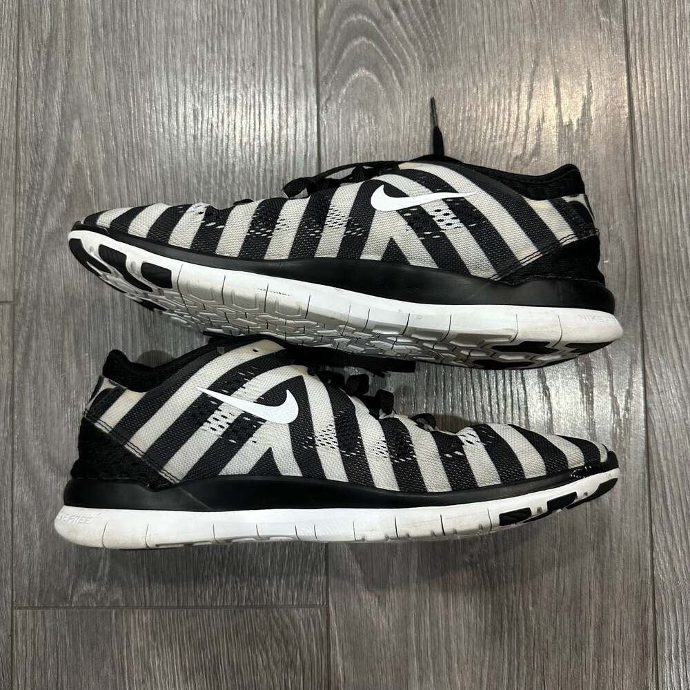 Nike Women's Free 5.0 TR Fit 5 PRT Black/White Polka Dot Sneakers Size 10 - Picture 6 of 10
